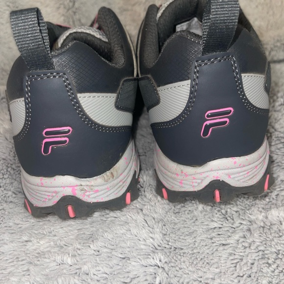 Fila sneakers women pink and grey 8 wide - Picture 2 of 6